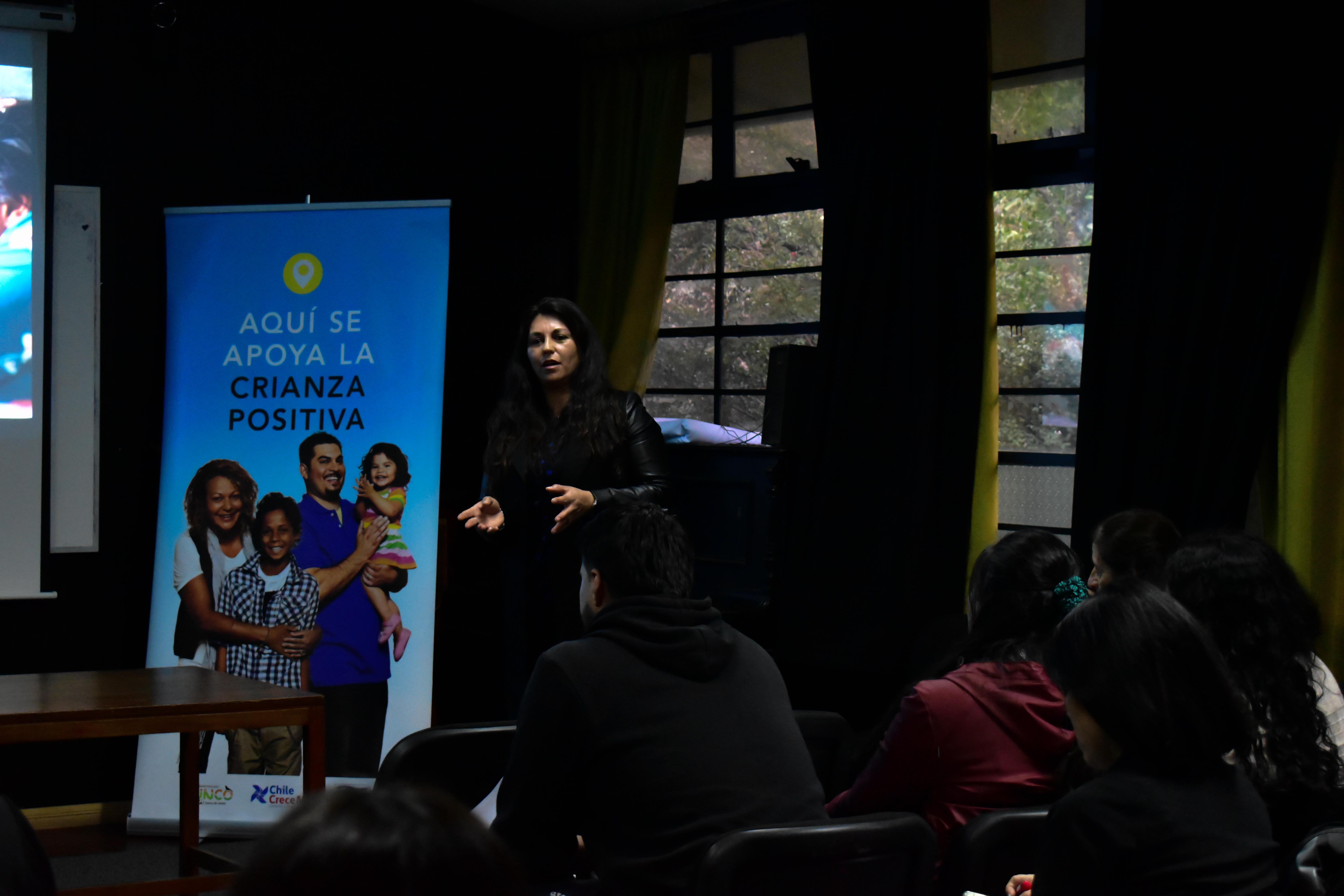 Ciclo de charlas fortalece el acompañamiento de estudiantes y familias